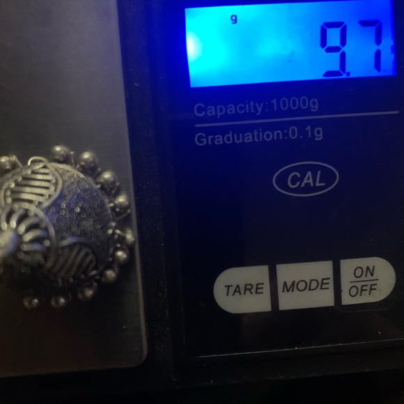 Beautiful handcrafted artisan Indian earrings - Picture 10 of 10